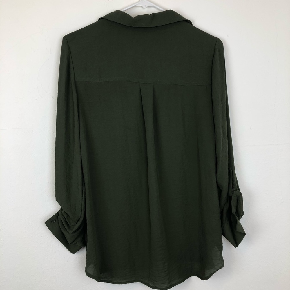 ✨Ana Long Sleeve Button Down Top✨ - Picture 4 of 5